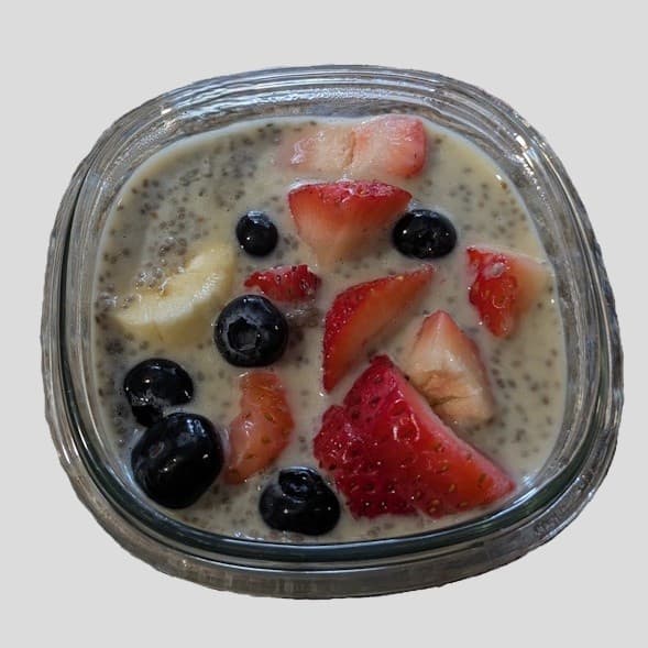 Vanilla Berry Protein Chia Pudding